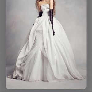 White by Vera Wang, Gray/Sterling sleeveless wedding dress. Size 8